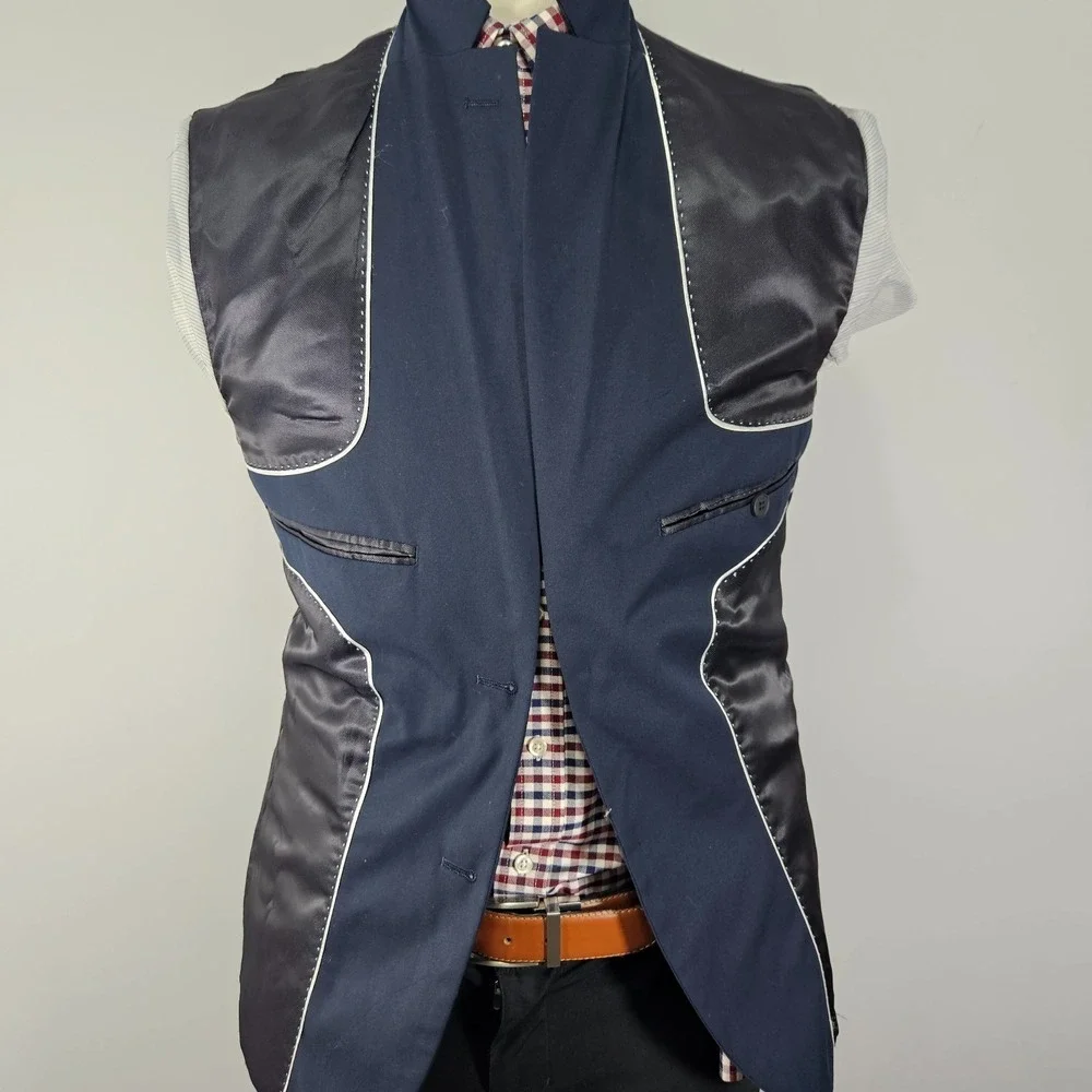 H&M Men's Two Button Sport Coat Blazer Navy Polyester‎ Blend Slim Fit 40R
